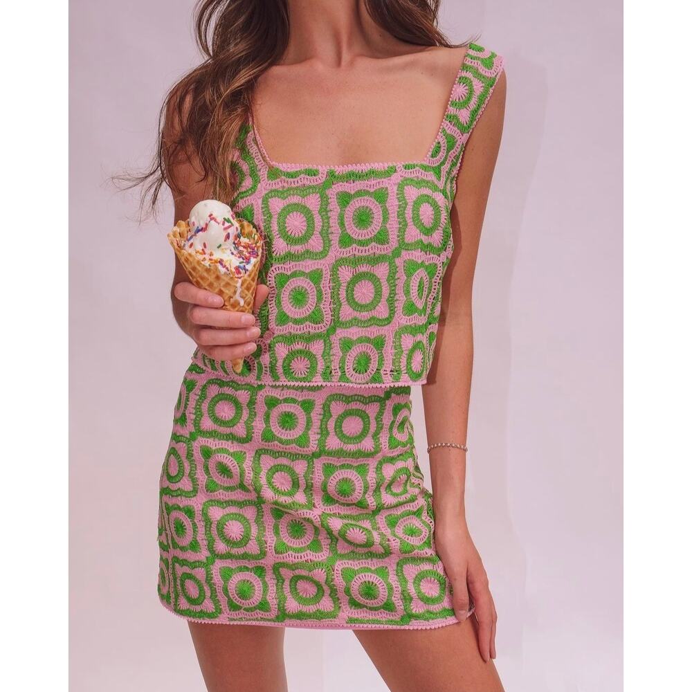 Show Me Your Mumu Mini Skirt Crochet Pink Green S Preppy Sorority Pastel Retro - Picture 1 of 5